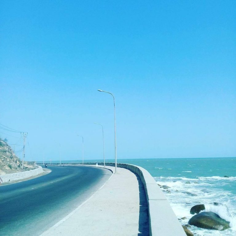 隆海海滩休闲游