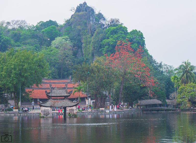 Pagodas y Aldea Duong Lam 2025
