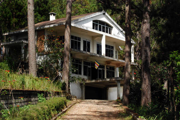 Une maison que l’on dit hantée à Đà Lạt.