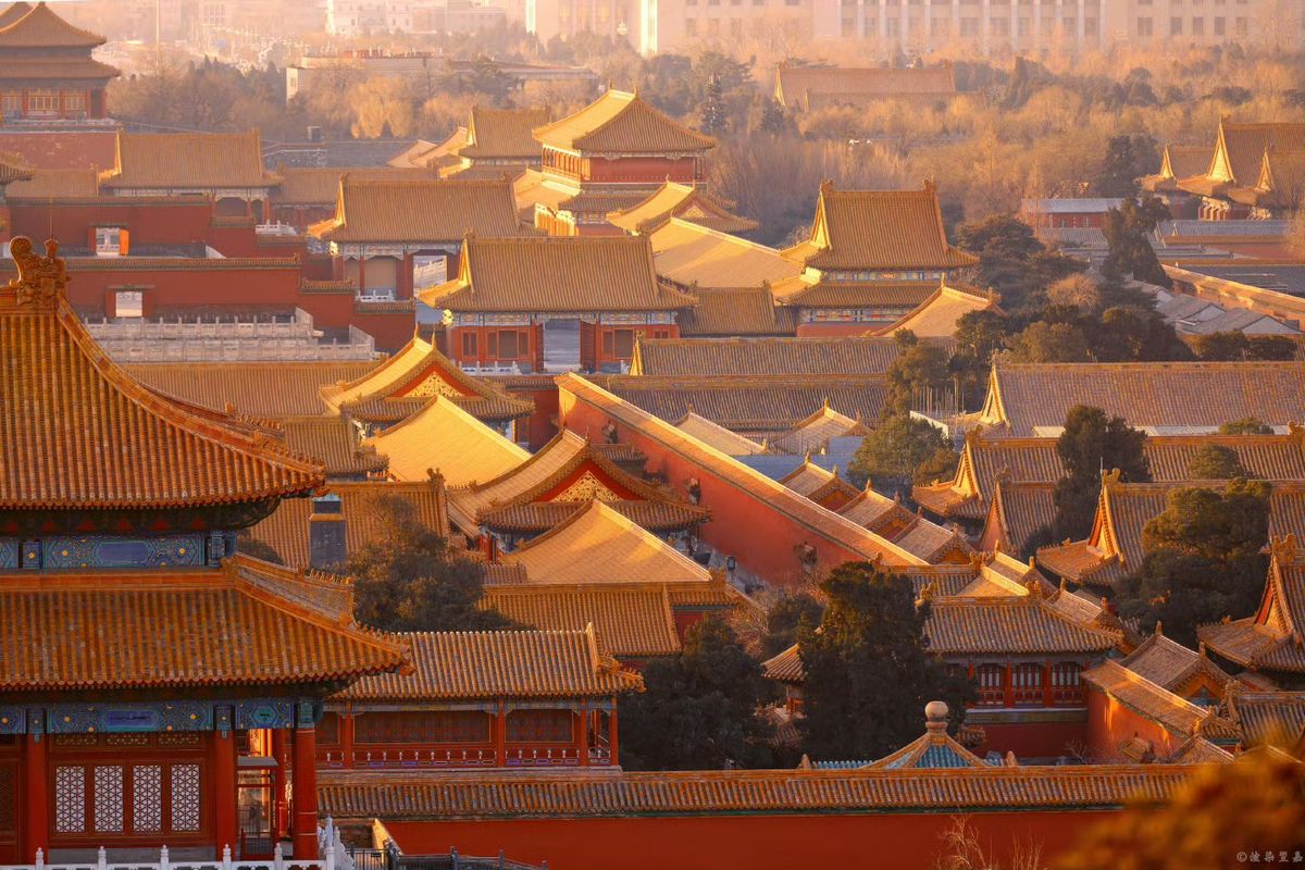 Tử Cấm Thành est aussi appelée le Palais impérial de Bắc Kinh.