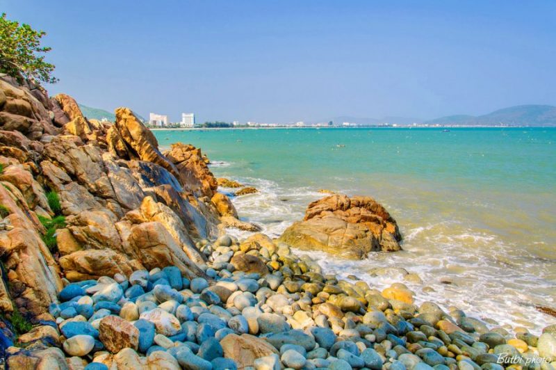 Ammira i paesaggi mozzafiato visitando Quy Nhon durante la stagione secca.