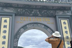 リン・ウン寺はベトナム文化と国際的な友人たちをつなぐ架け橋です。写真：グエン・ダット