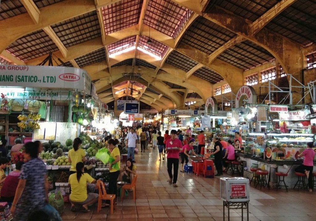 Saigon food tour in Ben Thanh Market