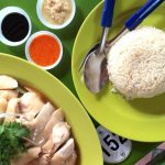 Tasting Hainanese chicken rice – One of the most Singaporean famous dish