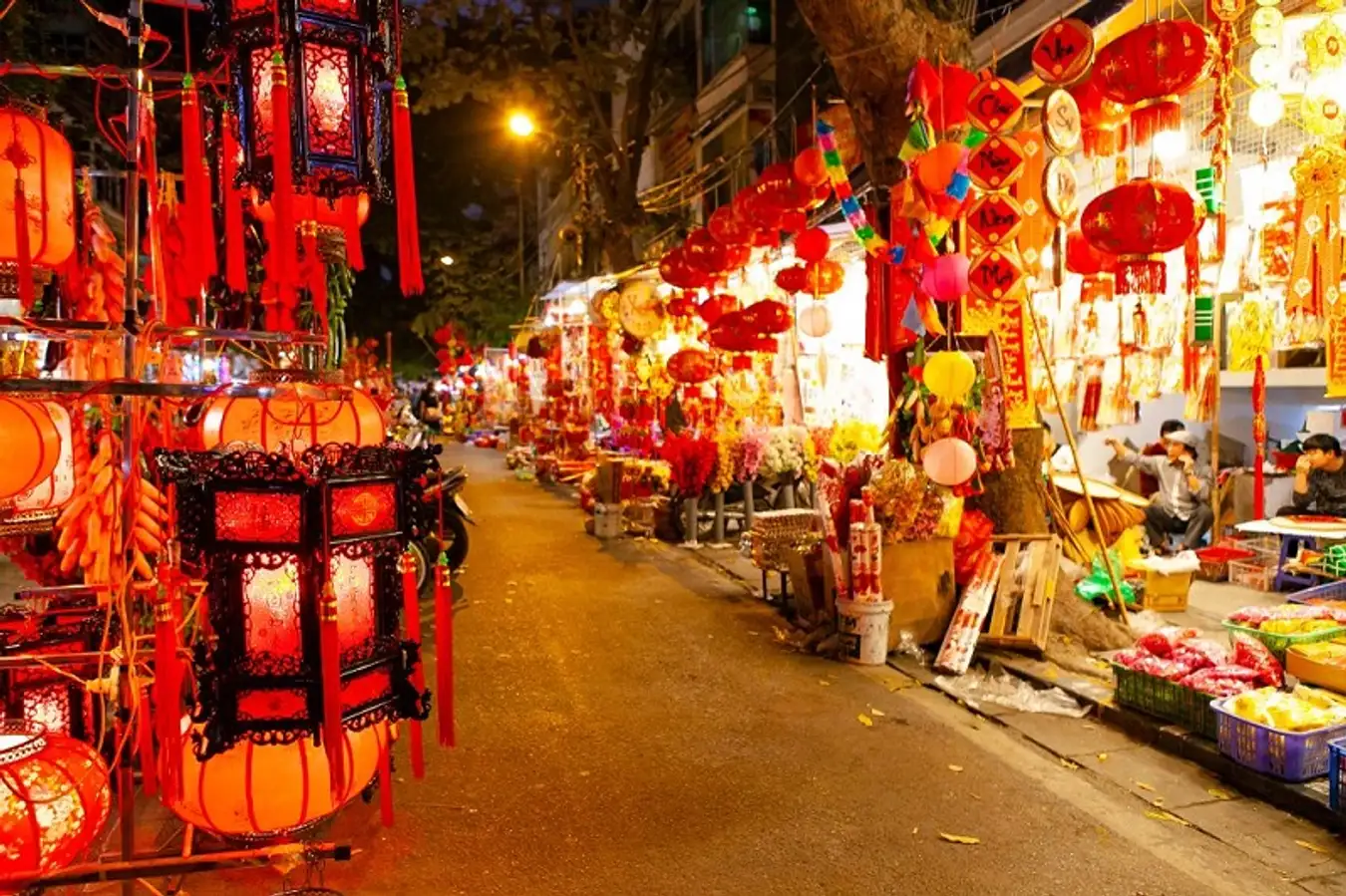 Hanoi Old Quarter is divided into many different streets.