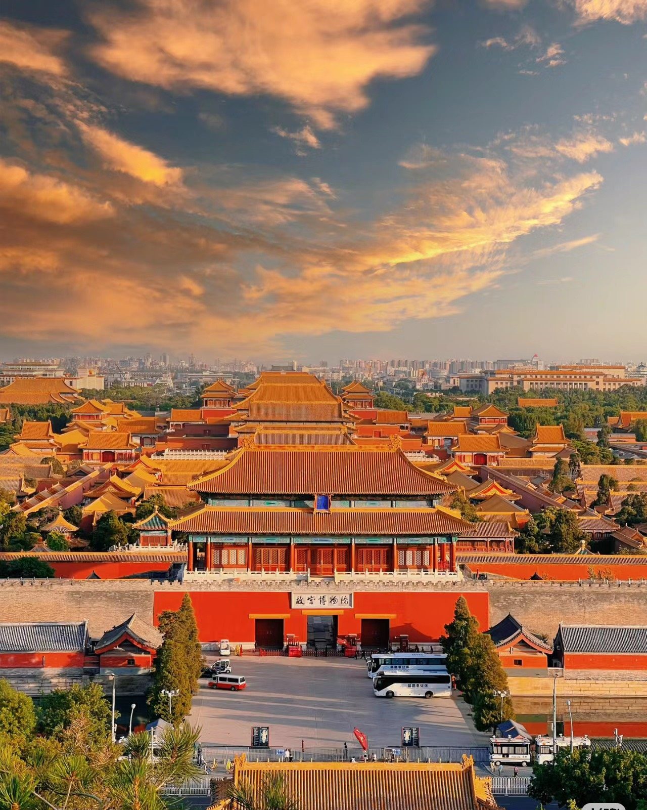 The Forbidden City has unique architecture and many precious artifacts.