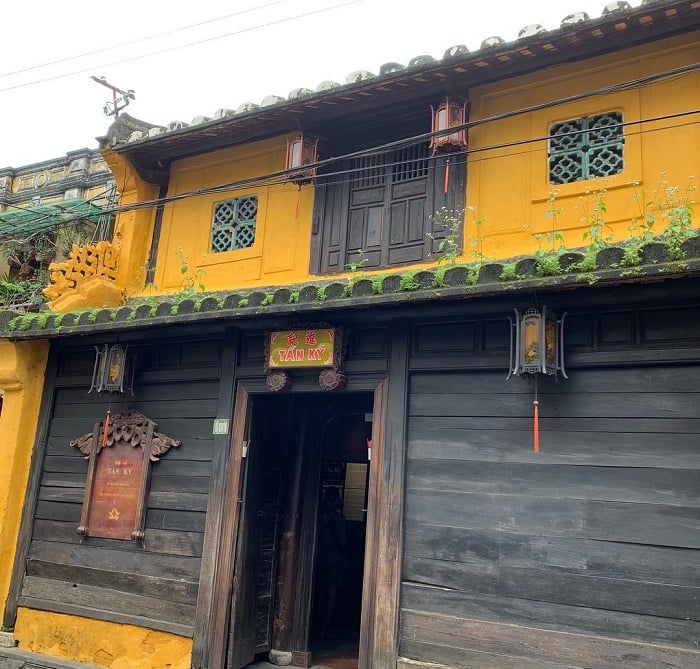 Tan Ky ancient house.