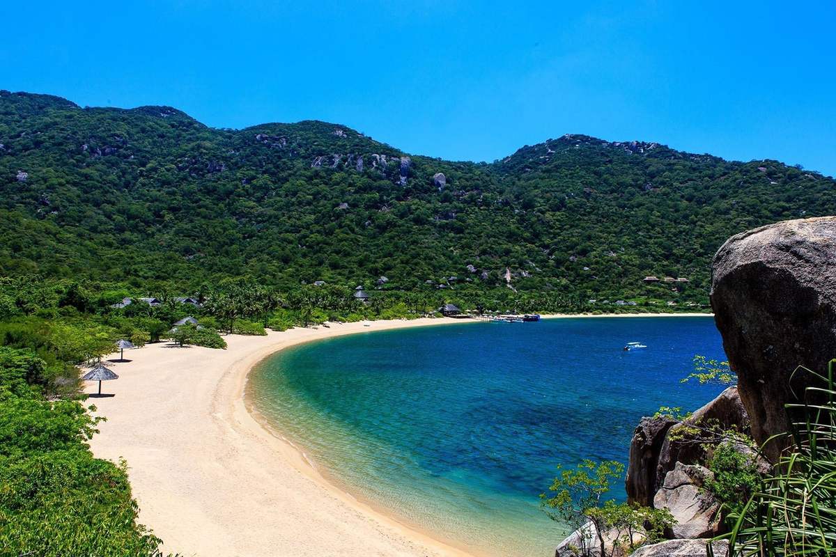 Dam Trau Beach in Con Dao