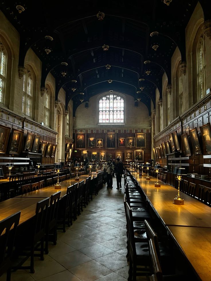 The dining hall of the wizarding houses
