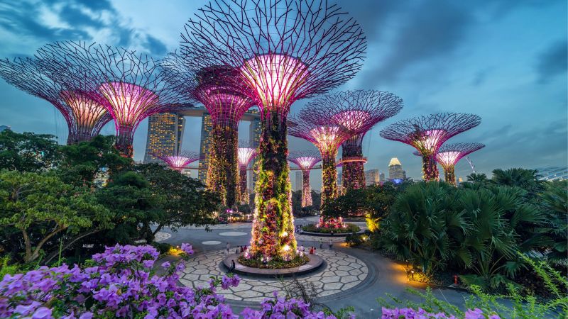 Hanoi – Malaysia – Singapore – Hanoi